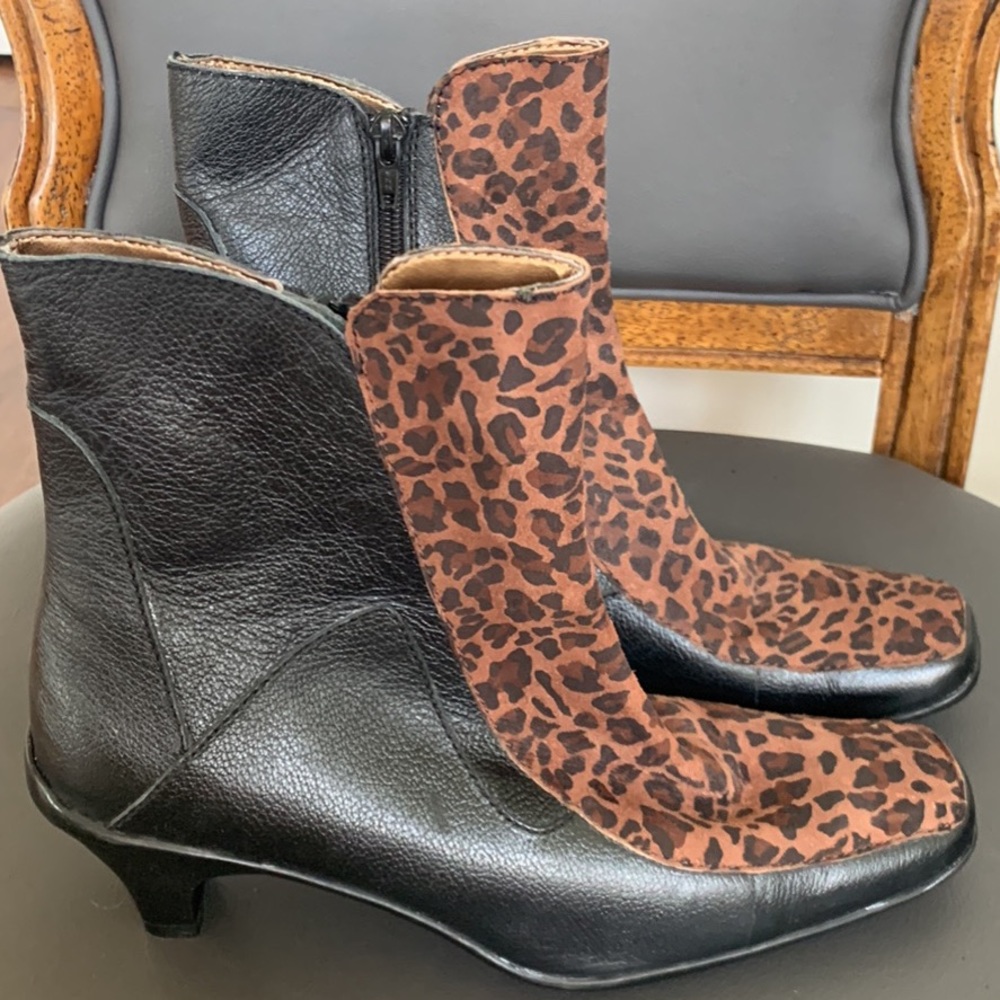 Bellini boots.
